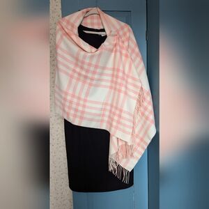 🩷 NWT Alpaca Shawl Baby Pink Plaid Scarf